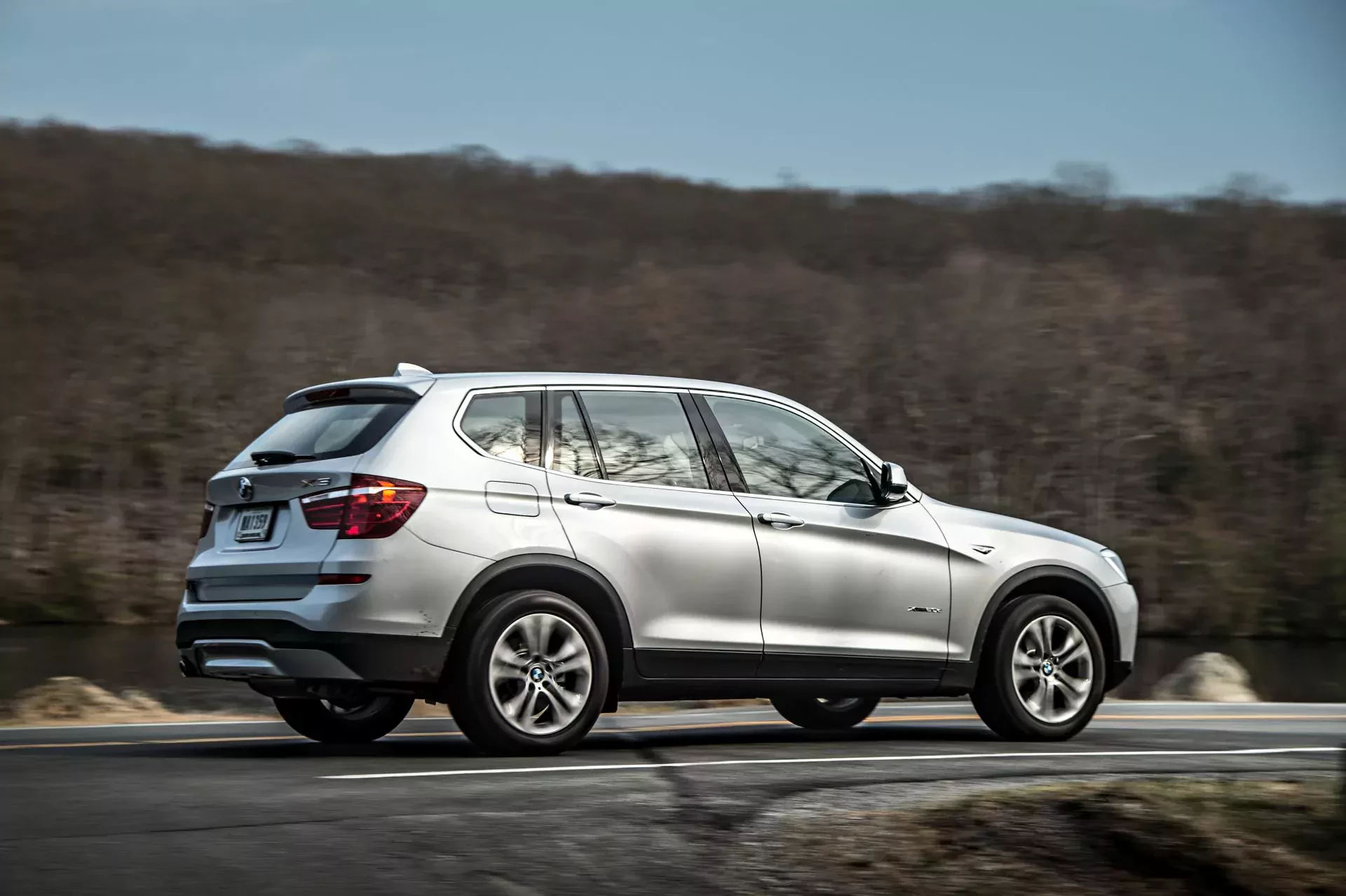 BMW X3 silnik cena spalanie rocznik SUV opinie oceny zalety wady moc