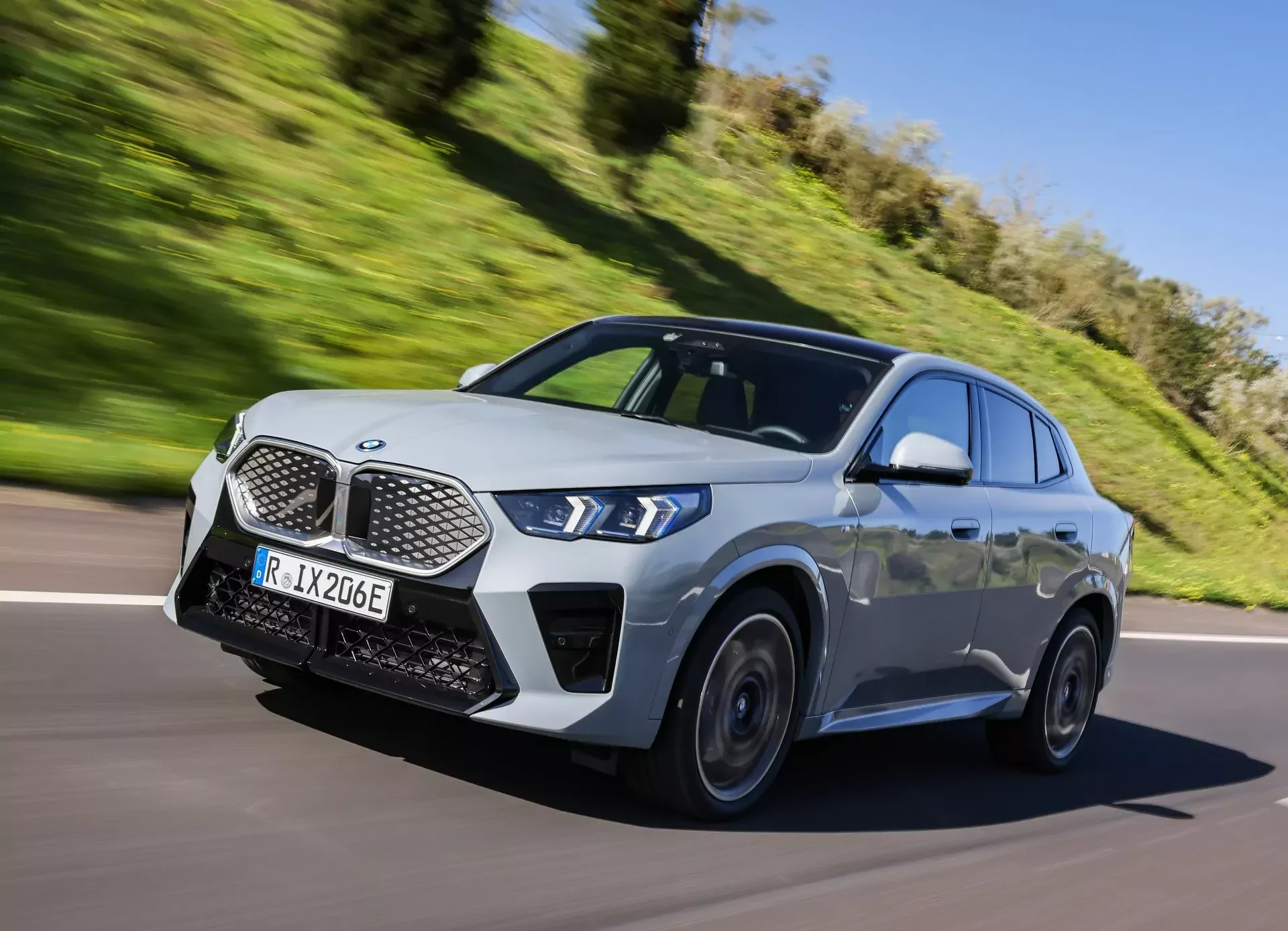 BMW iX2