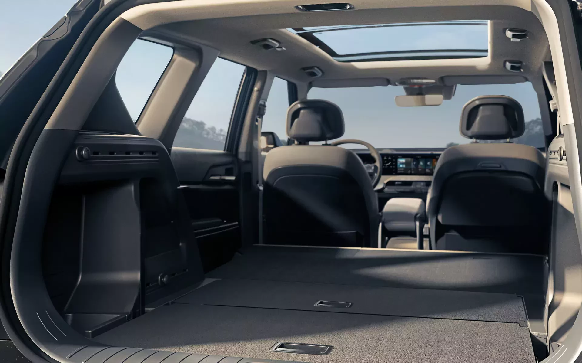 Nowy SUV Kia przybywa po zwycięstwo. Luksusowy i w przystępnej cenie sięgnie po klientów Citroena i Volkswagena