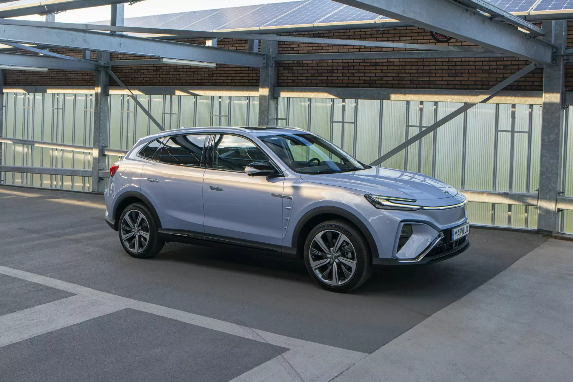MG Rising Marvel R SUV chiński cena ceny opinie oceny silnik ładowanie zasięg