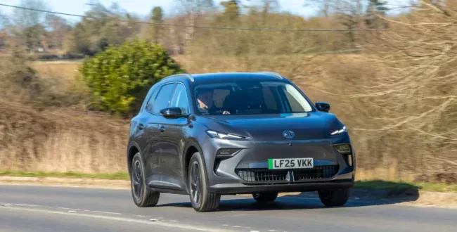 chińskie samochody SUV crossover cena ceny opinie oceny zalety