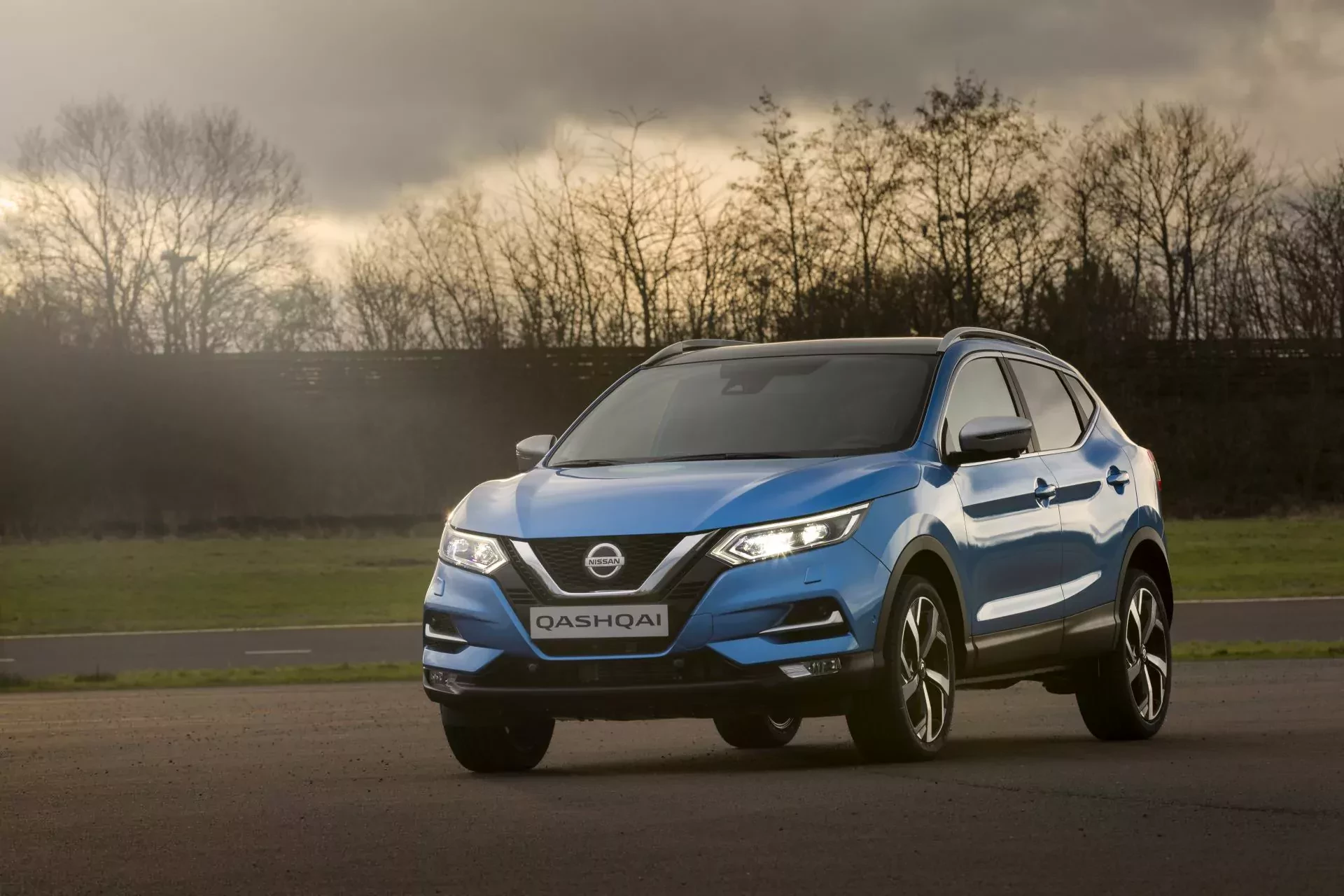 Nissan Qashqai SUV cena benzyna diesel ceny używany rocznik zalety wady opinie oceny