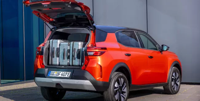 Opel Frontera Hybrid SUV bagażnik