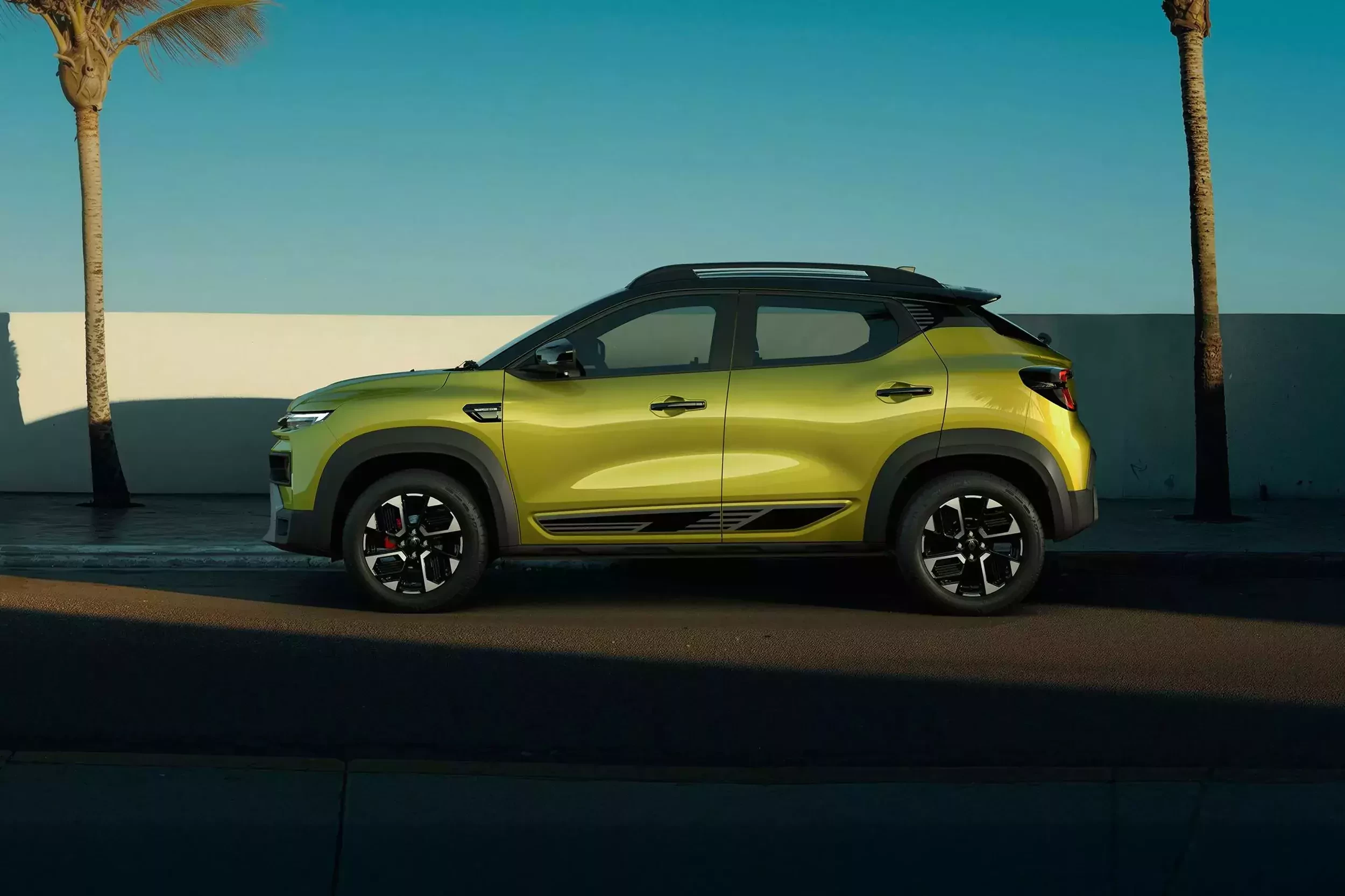 Polacy chcą taniego Kigera w salonach. Renault zrobiło wszystko lepiej niż Dacia za niecałe 27 000 zł