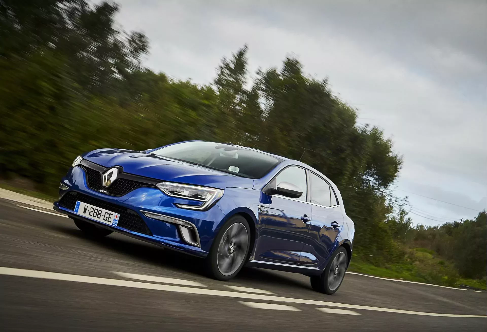 Renault Megane kombi silnik cena spalanie ceny używane opinie oceny zalety wady