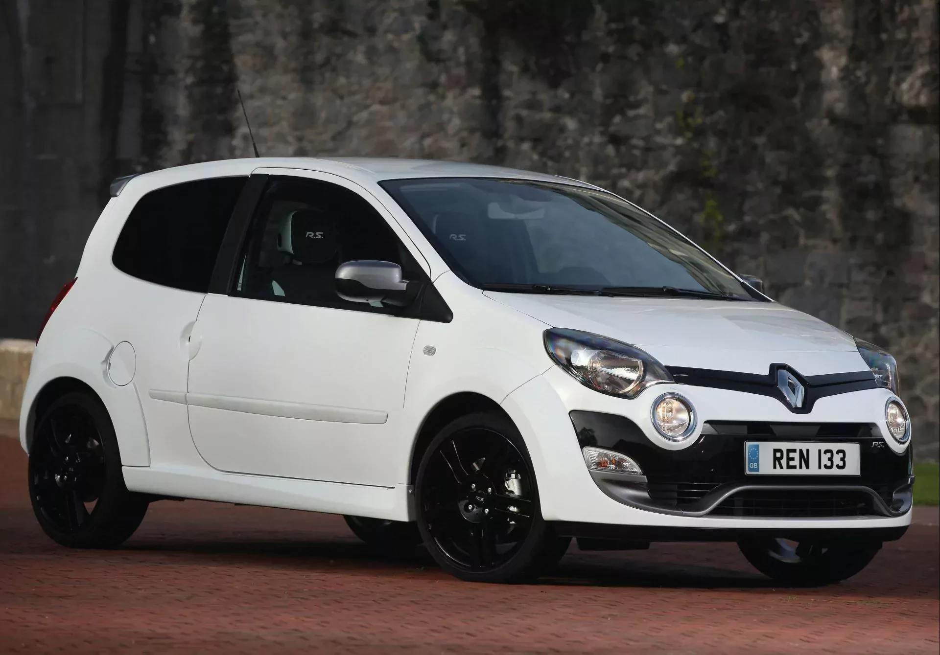 Renault Twingo ceny cena używane rocznik spalanie silnik moc osiągi opinie oceny zalety