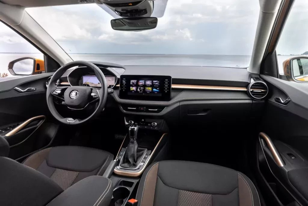 SKODA_FABIA_2025