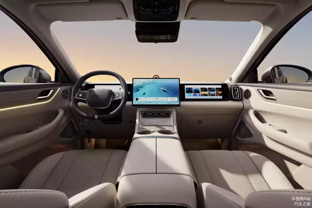 SUV-Exeed-Exlantis-E05