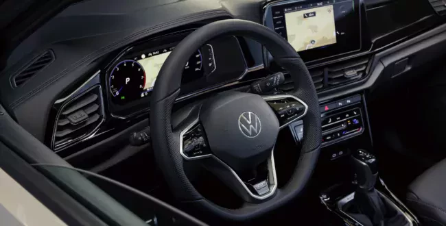 SUV Volkswagen T-Roc silnik cena spalanie moc osiągi diesel benzyna opinie oceny zalety waday