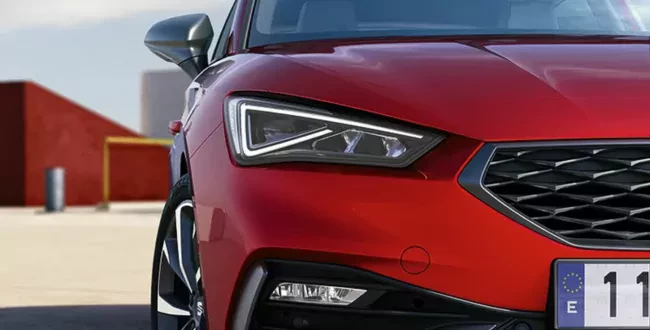 Seat Leon trzecia generacja benzyna diesel tsi tdi 2.0 1.4 silnik spalanie ceny cena zalety opinie