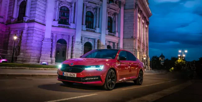 Skoda Superb silnik cena spalanie moc osiągi diesel benzyna trzecia generacja rocznik III opinie oceny zalety wady