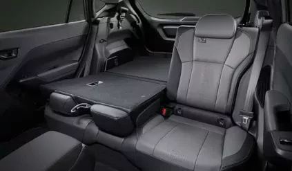 SUV Subaru Crosstrek widok bagażnika
