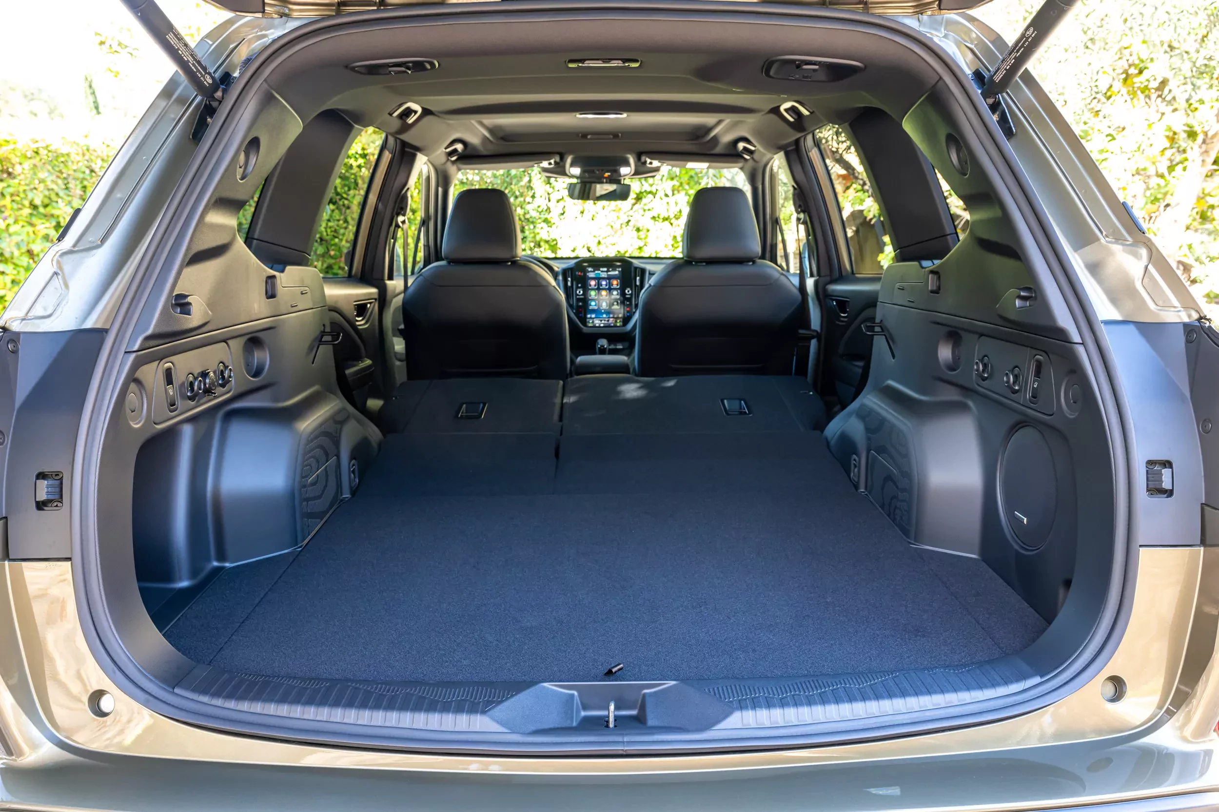 Subaru Forester SUV widok bagażnika