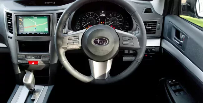 Subaru Legacy używane nowe silnik spalanie cena ceny opinie oceny zalety wady