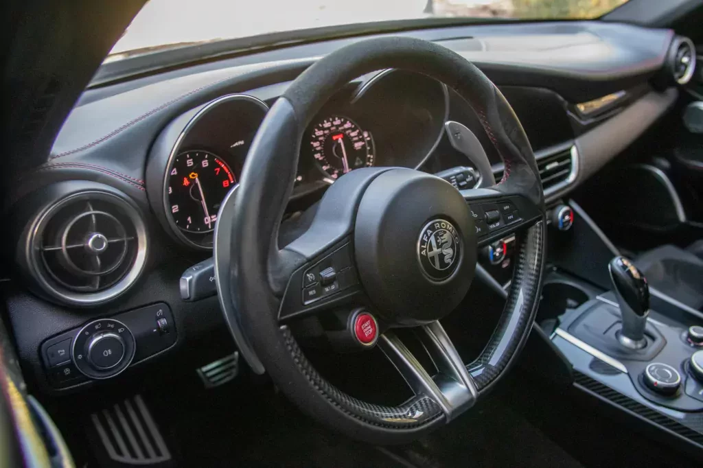 alfa-romeo-giulia-v6