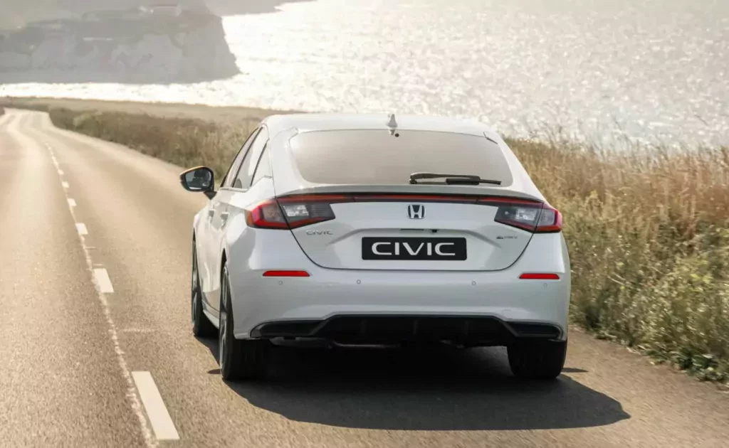 honda-civic-2025-lifting