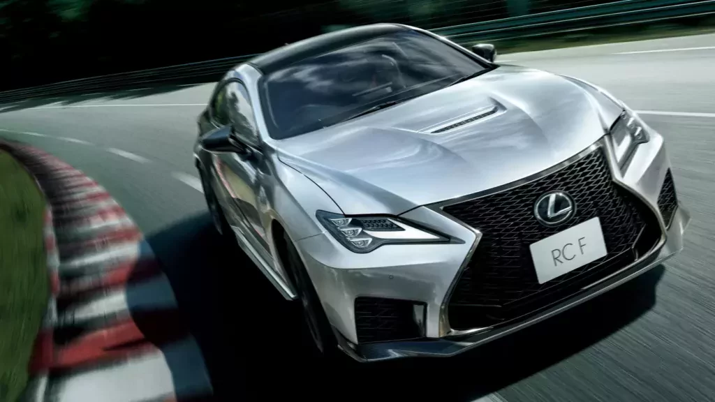 japonski-producent-Lexus-RC-F-Final-Edition-Japan-1