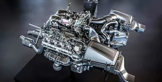 mercedes-amg-nowy-silnik