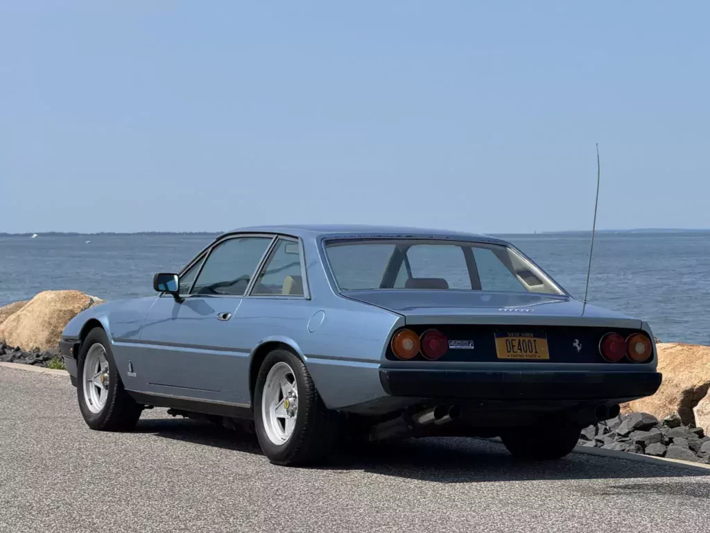 uzywane-ferrari-400i