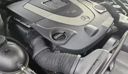 uzywany-mercedes-e-klasa-v8