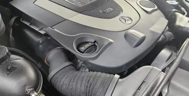 uzywany-mercedes-e-klasa-v8