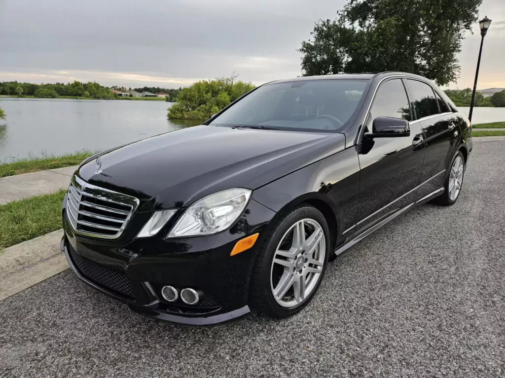 uzywany-mercedes-e-klasa-v8