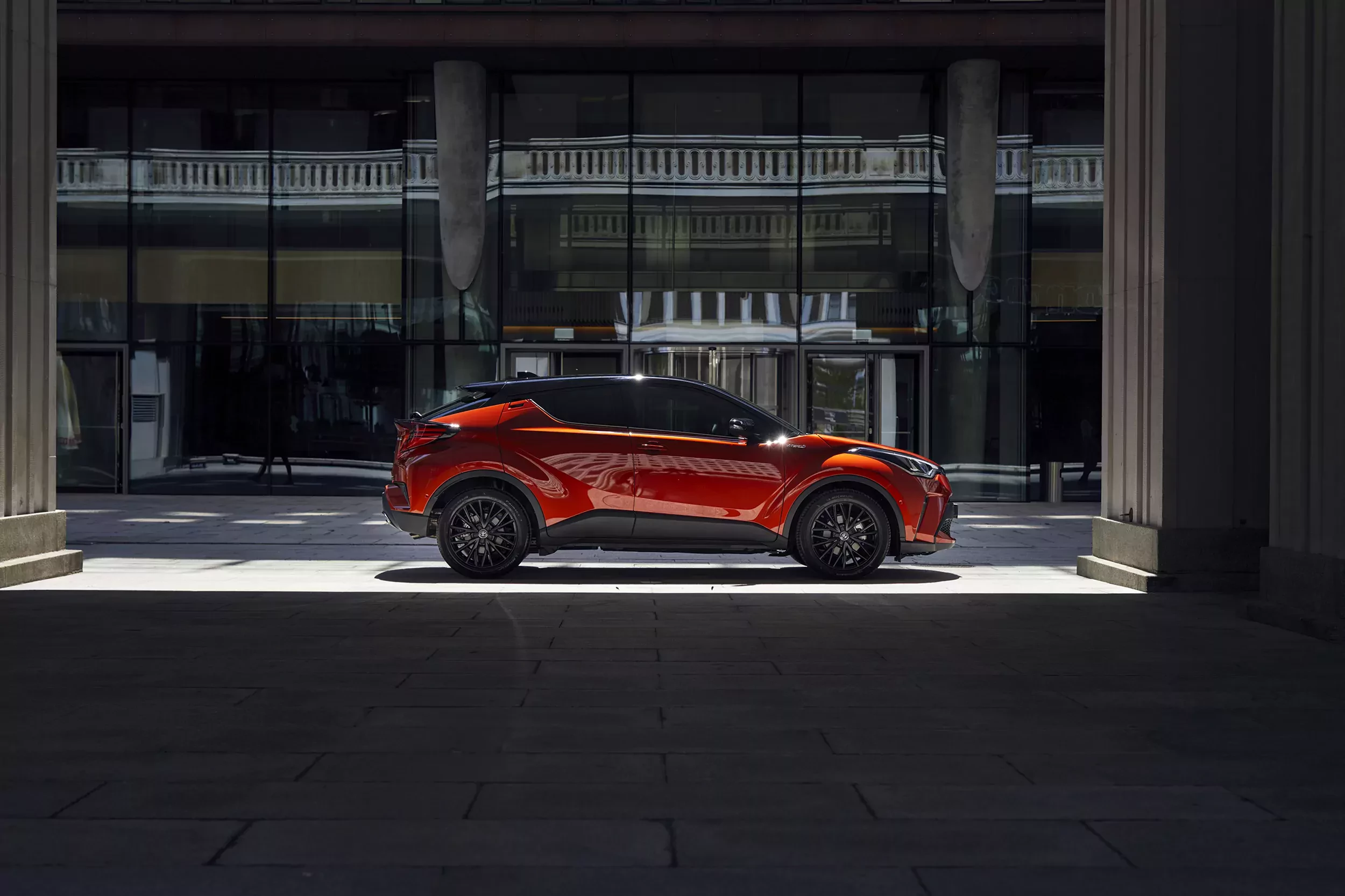 2020-toyota-c-hr suv