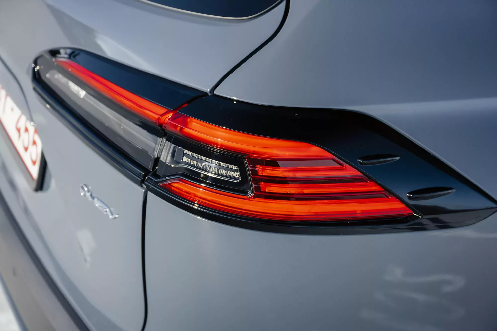 Toyota przerobiła swój największy hit na SUV-a i rozbiła bank. Tutaj nikt nie myśli o zakupie chińskich samochodów