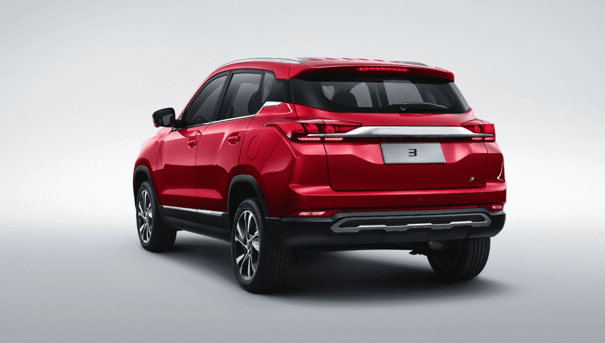BAIC Beijing 3 SUV silnik benzyna spalanie moc opinie oceny zalety wady cena ceny