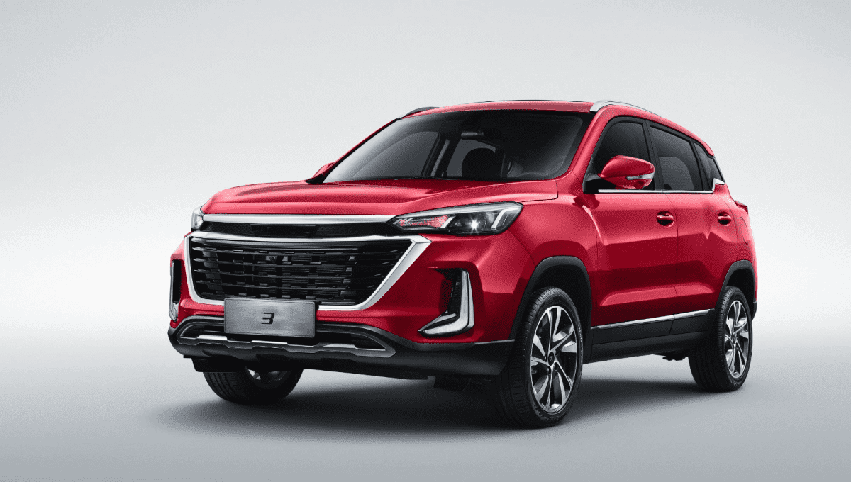 BAIC Beijing 3 SUV silnik benzyna spalanie moc opinie oceny zalety wady cena ceny