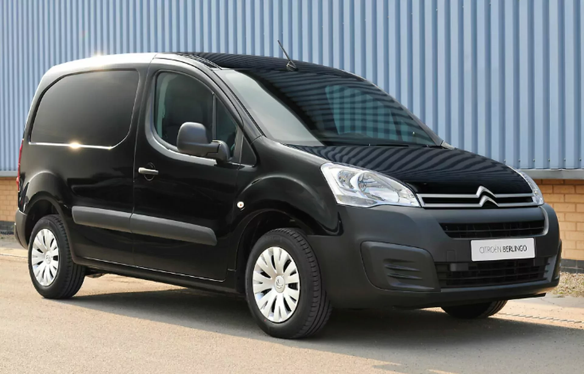 Citroen Berlingo spalanie silnik cena ceny moc diesel benzyna opinie oceny zalety wady