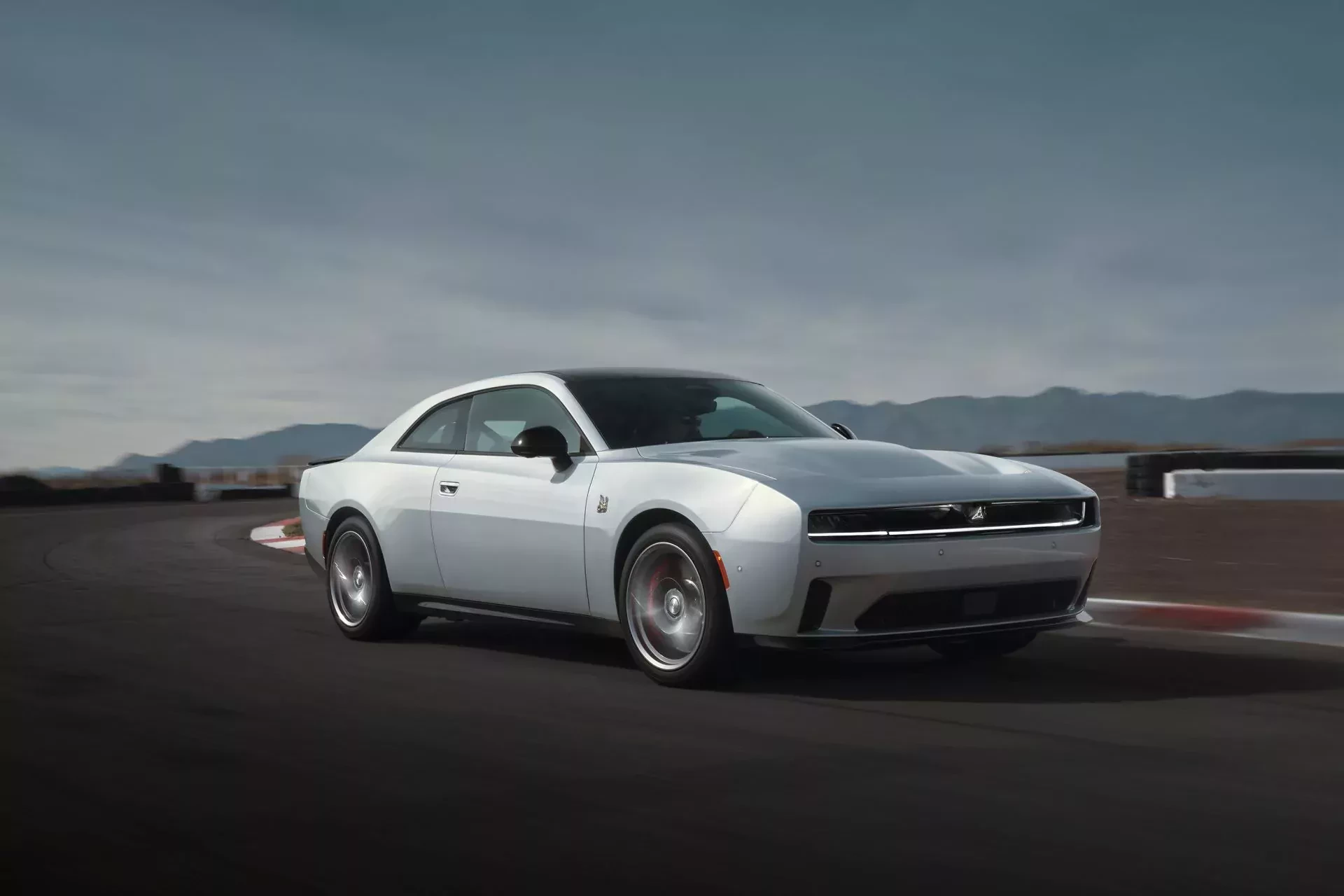 Dodge Charger silnik moc osiągi cena ceny opinie oceny wady zalety używany