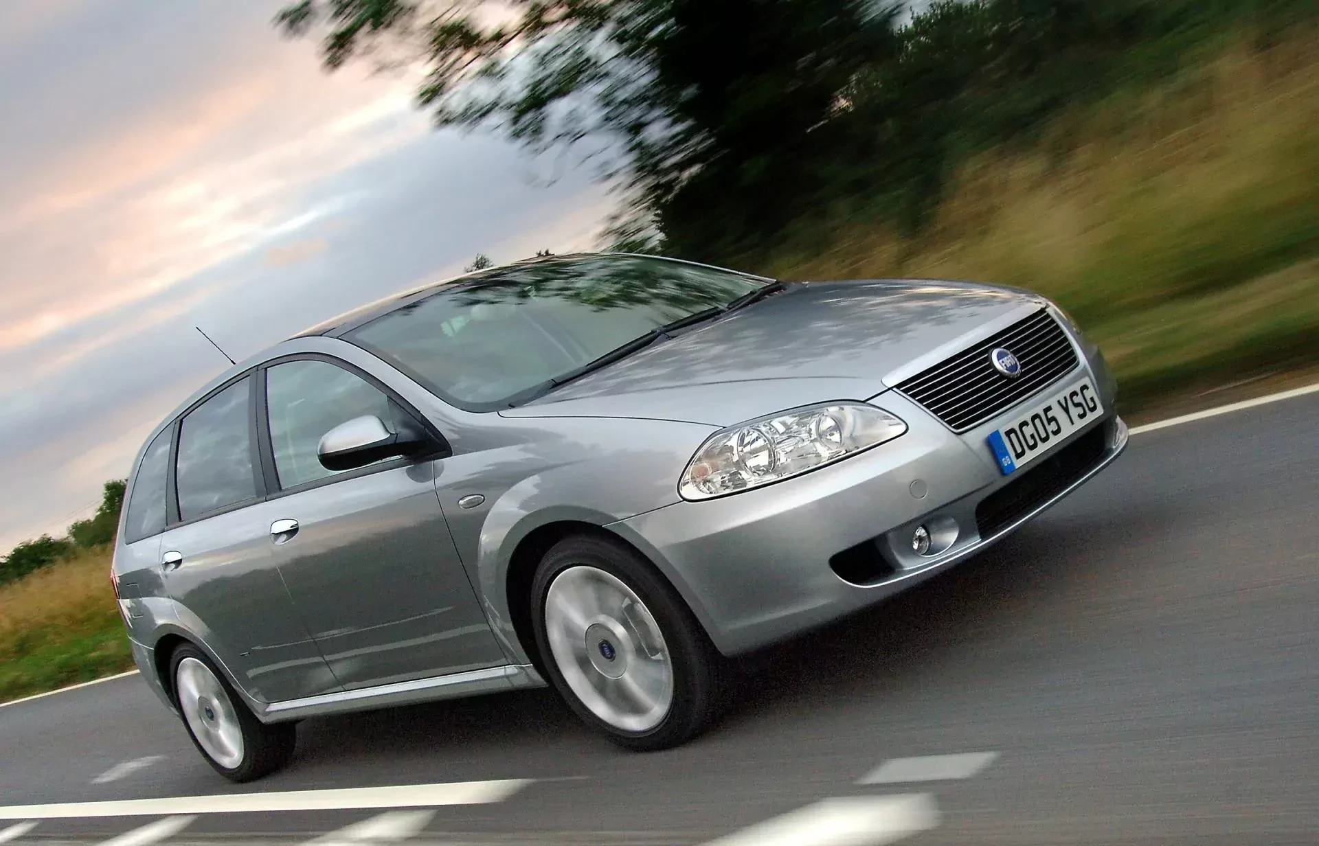 Fiat Croma kombi silnik cena ceny spalanie wady opinie zalety diesel benzyna awarie