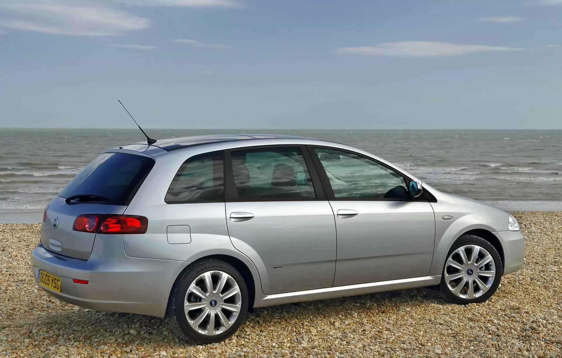 Fiat Croma kombi silnik cena ceny spalanie wady opinie zalety diesel benzyna awarie