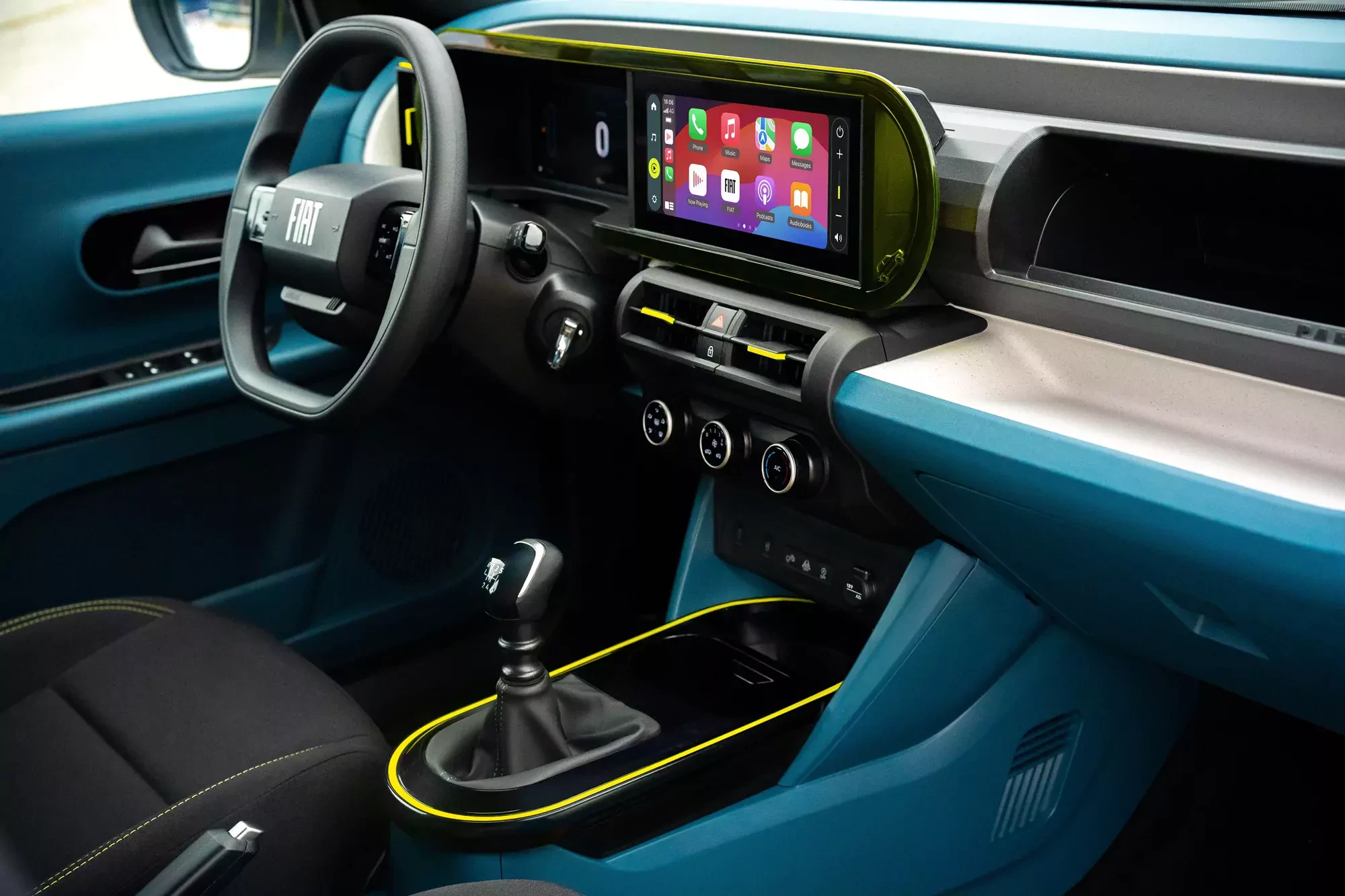 Fiat Grande Panda benzynowy z manualem wnętrze