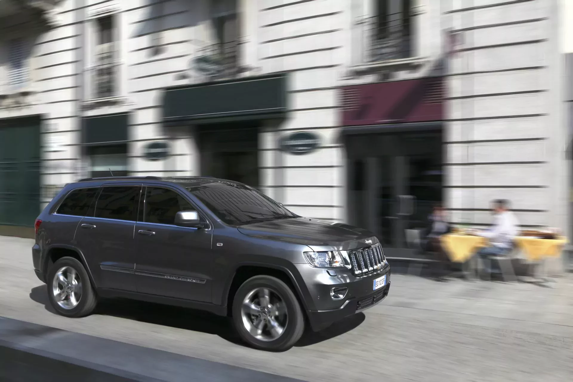 Jeep Grand Cherokee SUV silnik cena moc ceny opinie oceny wady zalety