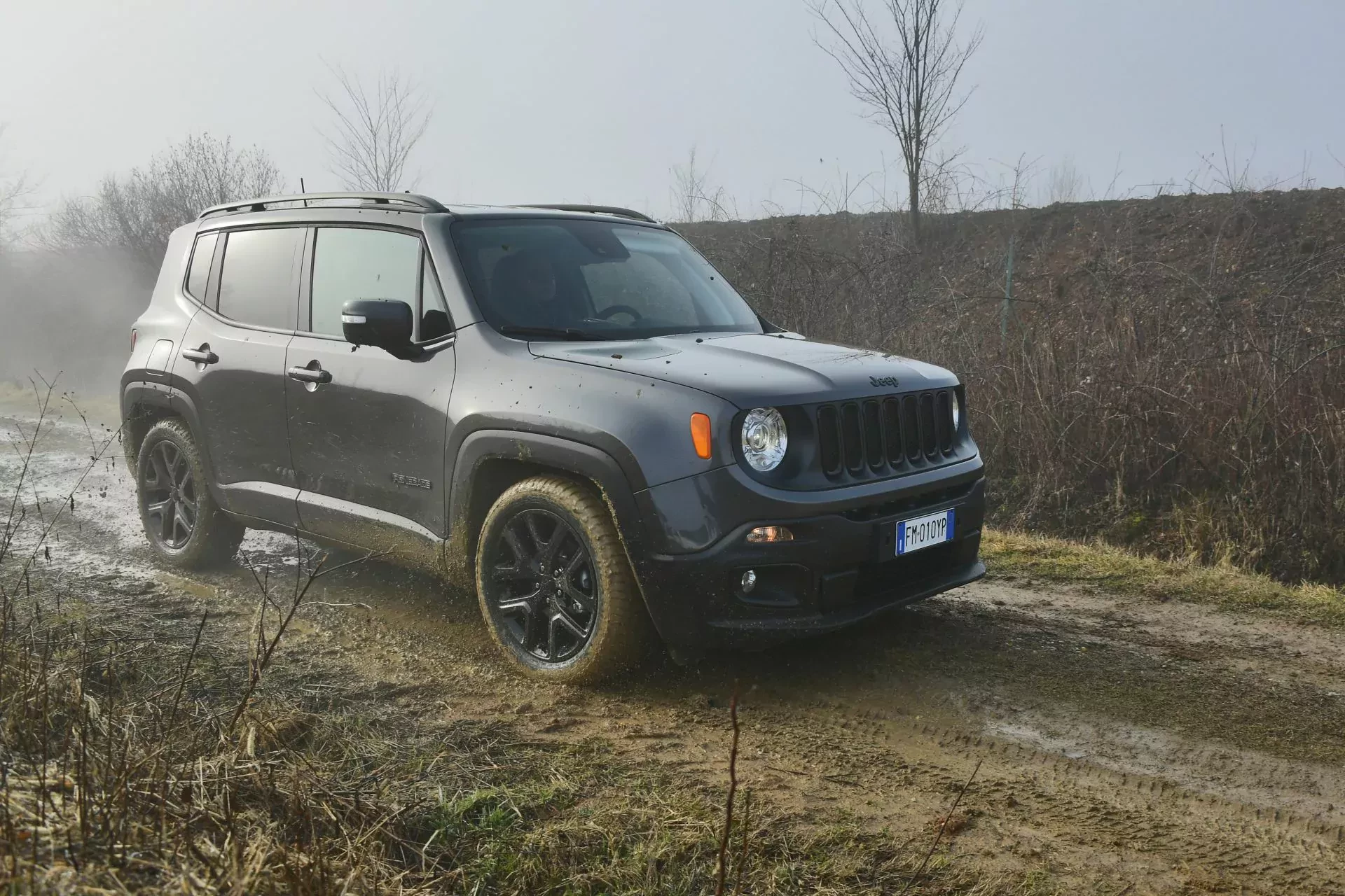 Jeep Renegade SUV silnik moc osiągi opinie oceny zalety wady