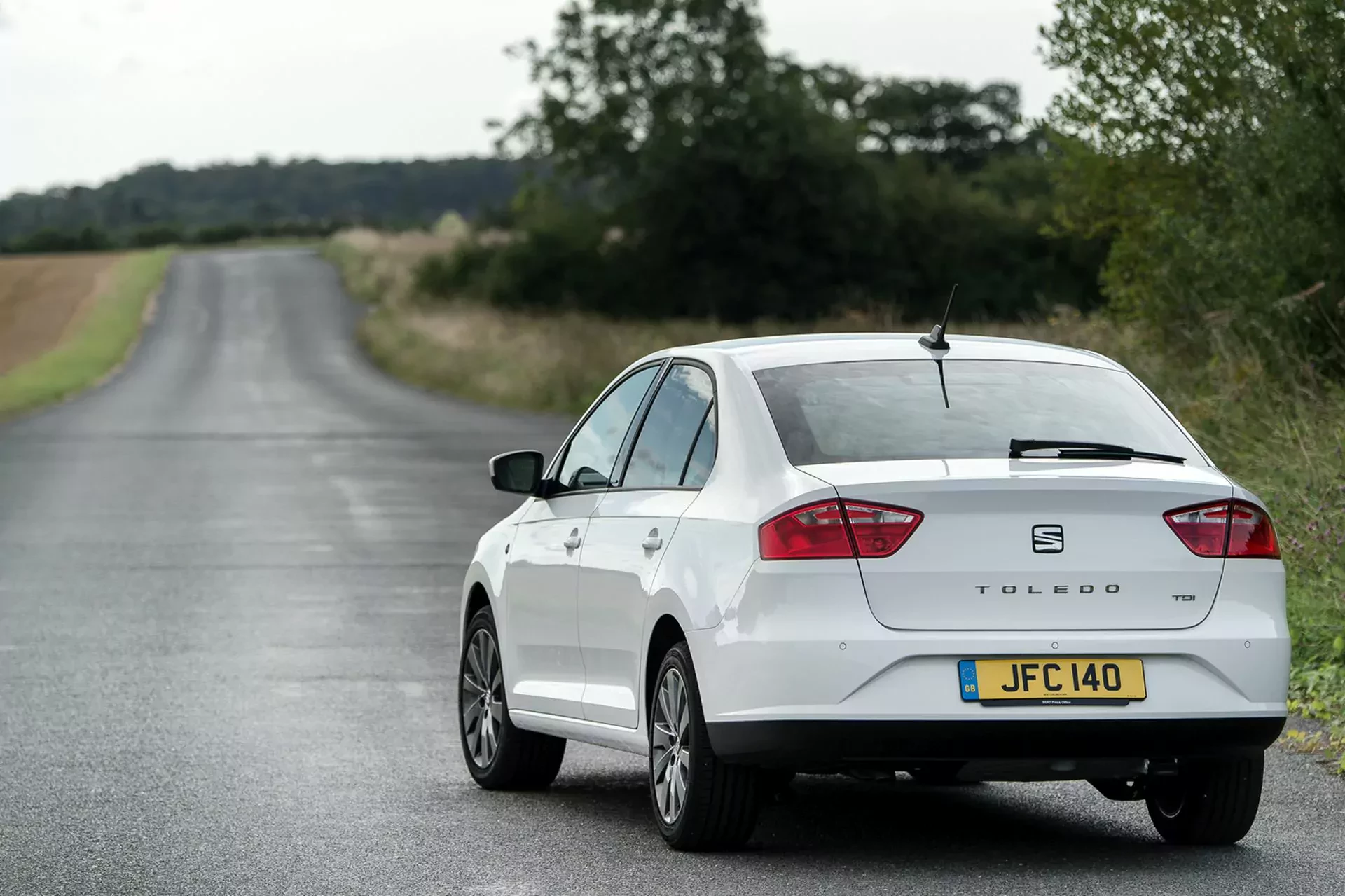 Seat Toledo silnik cena ceny spalanie moc benzyna diesel tdi opinie oceny wady zalety