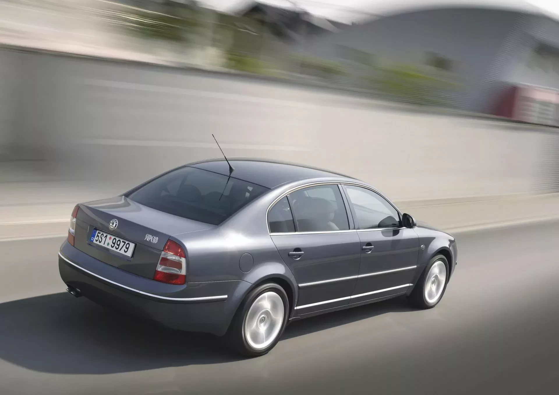 Skoda Superb II 2 silniki benzyna diesel cena ceny spalanie opinie oceny bagażnik zalety wady