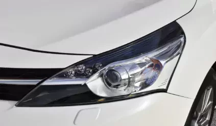 Toyota Verso benzyna diesel minivan rodzinna rodzinny spalanie cena ceny opinie oceny