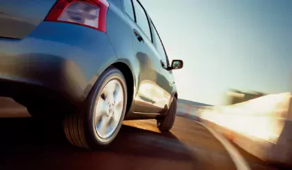 Toyota Yaris silnik cena ceny spalanie moc opinie oceny wady zalety używana