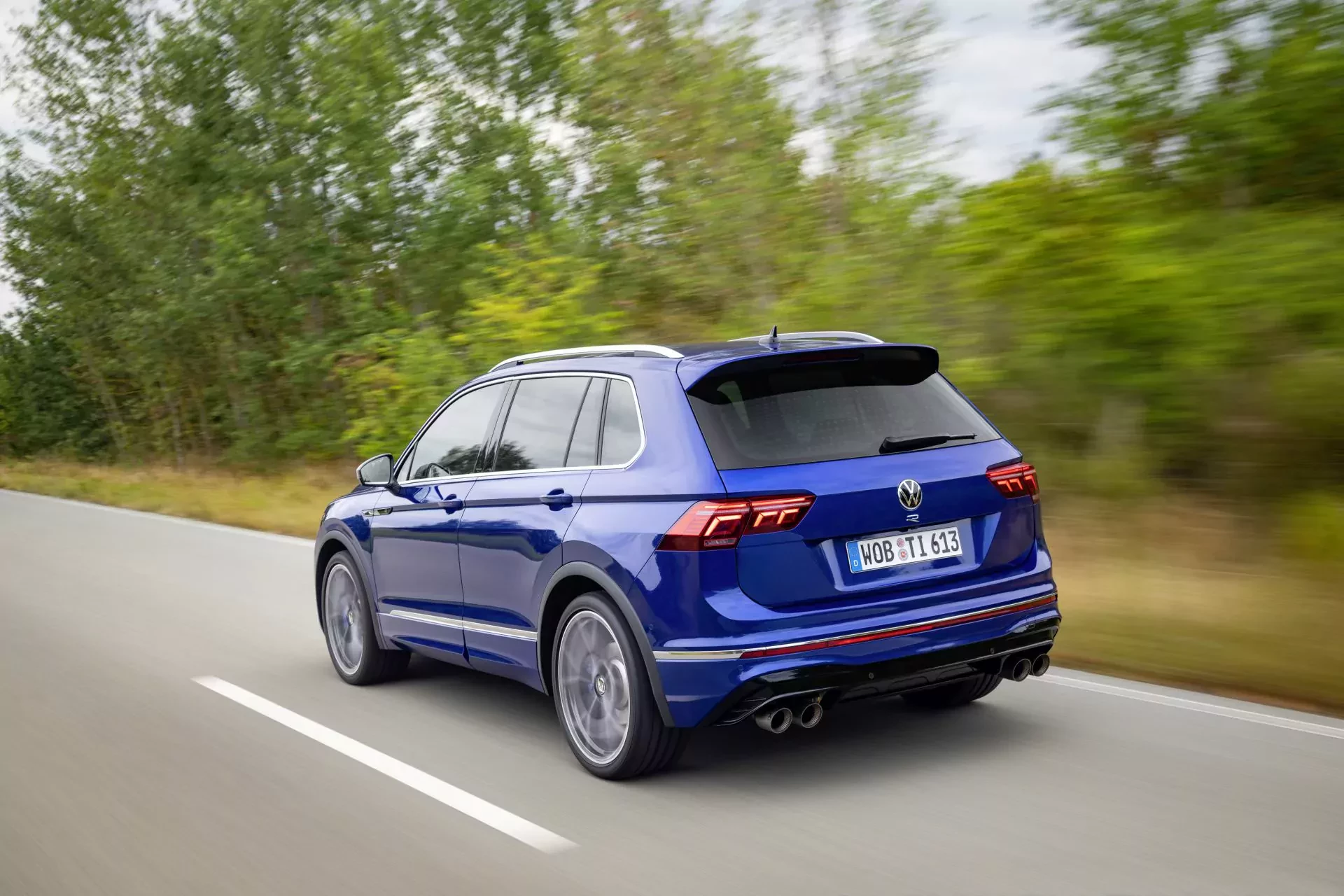 Volkswagen Tiguan SUV silnik benzyna diesel hybryda oceny opinie zalety wady ceny cena