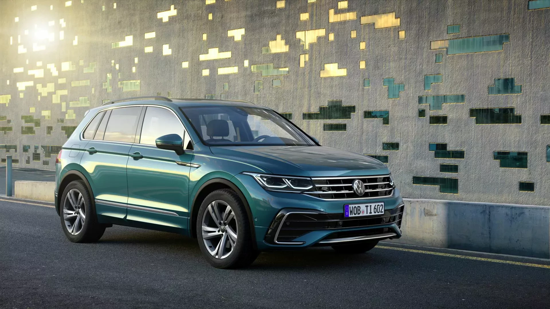Volkswagen Tiguan SUV silnik benzyna diesel hybryda oceny opinie zalety wady ceny cena