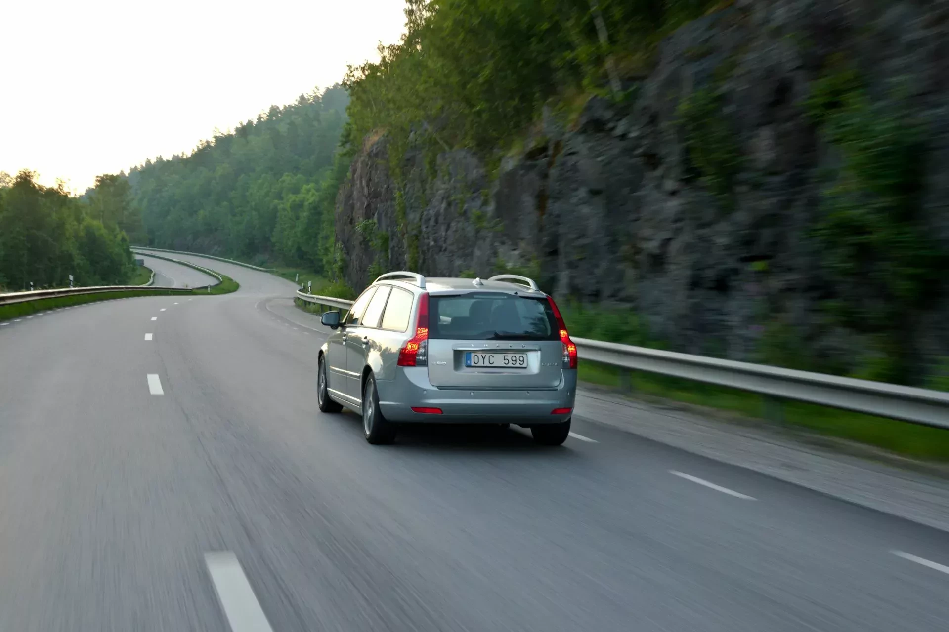 Volvo V50 kombi spalanie silnik diesel benzyna ceny cena zalety wady opinie oceny