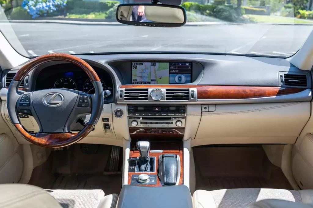 lexus-limuzyna-ls-460