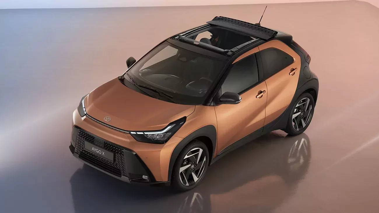 nowa Toyota Aygo X hybrid 2025