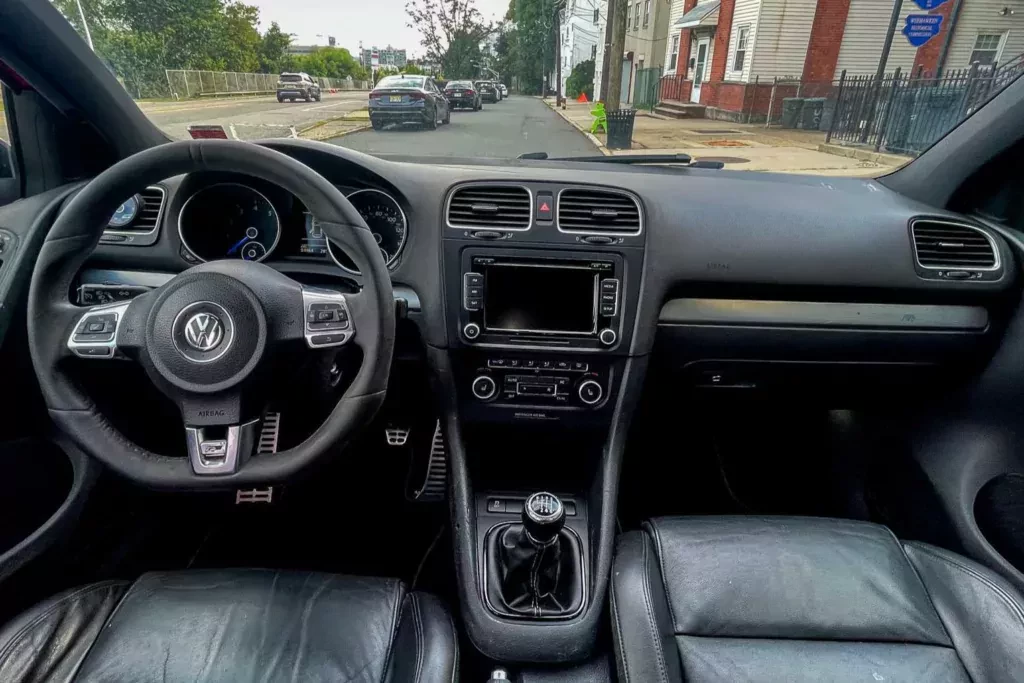 volkswagen-golf-r-uzywany