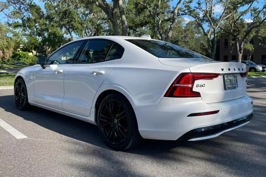 volvo-s60-t8-recharge