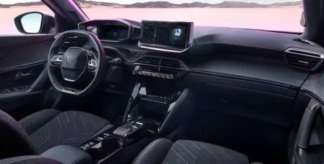 Nowy Peugeot e-2008 / SUV