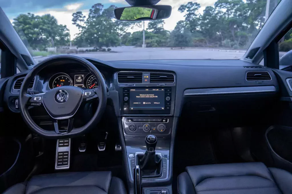 2019_volkswagen_golf-alltrack_VW-118-87187